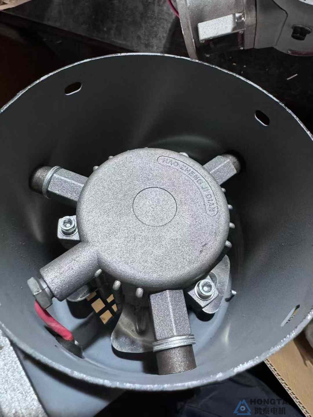 电机配低噪音风机